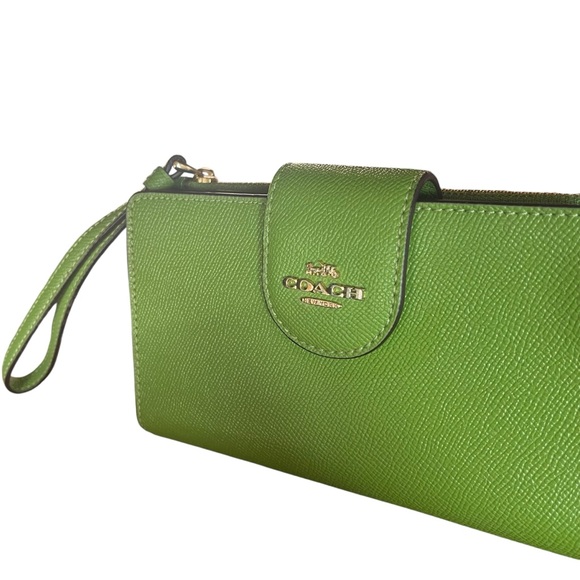Coach Kelly green tech wallet clutch wrist handle large size leather casual - Picture 2 of 6